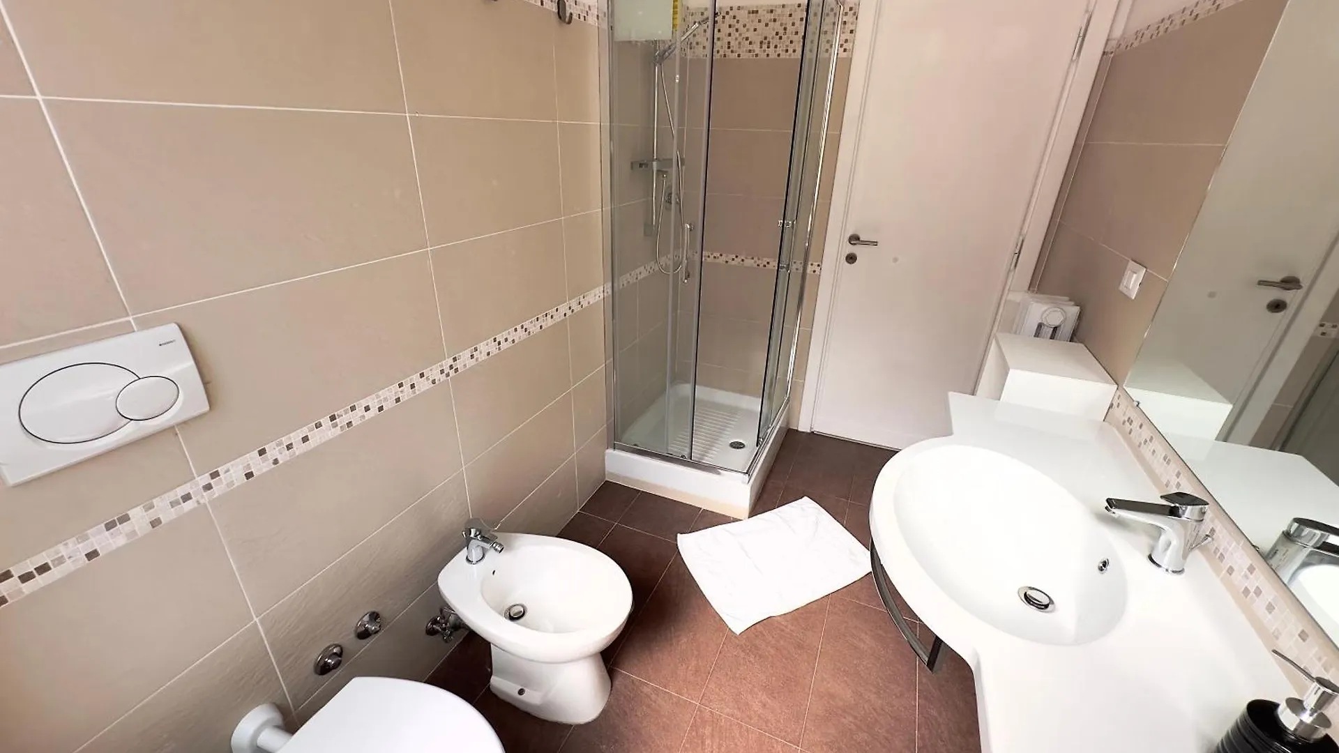 Apartment St Pietro City Center Near Subway Rome